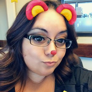 Meet your Posher, Yadira